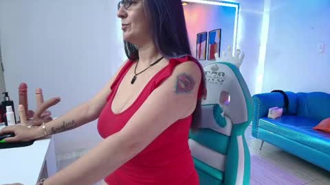 Snapshot of madame_scarllet chatting on 9, 6, 2026 Madame Scarllet online show from 9, 6, 2026