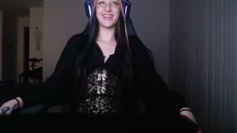Madame Bubs online show from 29, 5, 2026