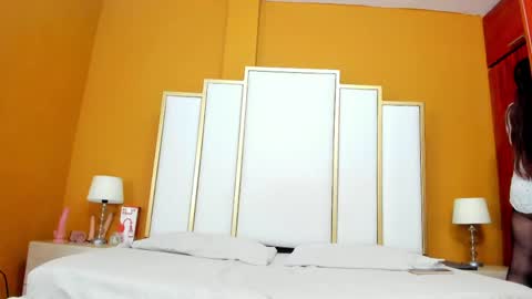 Snapshot of madameheels_ chatting on 2, 6, 2026 Madame Carla online show from 2, 6, 2026