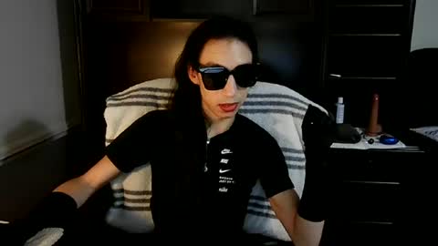 Snapshot of madamewidow chatting on 18, 7, 2026 Madame Widow online show from 18, 7, 2026
