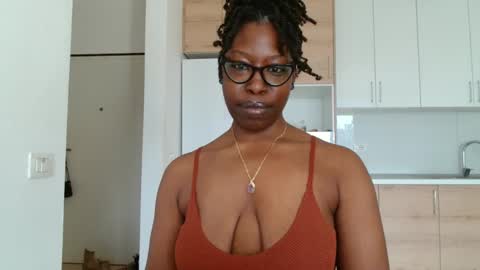 YourMadamIndigo online show from 16, 1, 2026