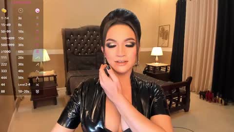 Snapshot of madammistressdominatrixxx chatting on 3, 2, 2025 Alison Kloss online show from 3, 2, 2025