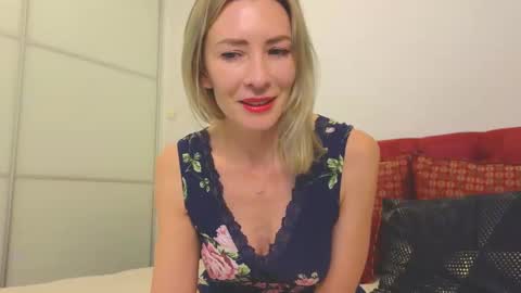 Snapshot of maddalena_ chatting on 19, 12, 2024 Maddalena online show from 19, 12, 2024