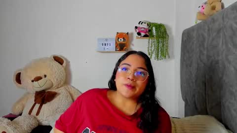 Maddie and Chelsea online show from 12, 1, 2026