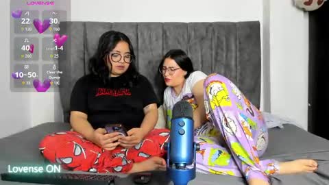 Snapshot of maddie_and_chelsea_ chatting on 1, 7, 2026 Maddie and Chelsea online show from 1, 7, 2026
