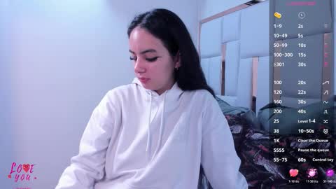 Maddie Grey online show from 19, 11, 2025