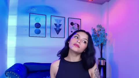 Snapshot of maddie_t18 chatting on 16, 4, 2026 maddie_t18 online show from 16, 4, 2026