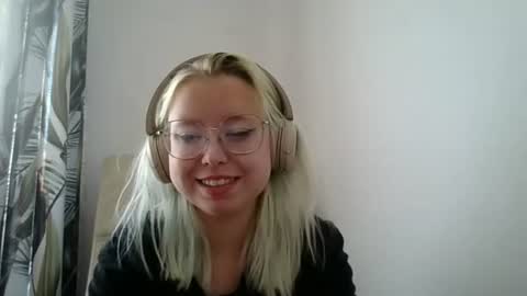 Snapshot of maddiesexygirl chatting on 9, 8, 2026 Maddie online show from 9, 8, 2026