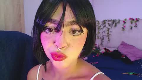 maddiie and clyde online show from 19, 10, 2025