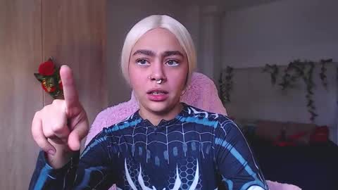 maddiie and clyde online show from 12, 11, 2025