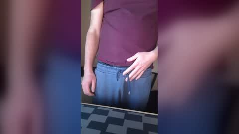 Maddinho2017 online show from 7, 4, 2026