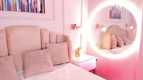 Maddy  online show from 29, 3, 2026