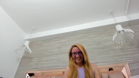 maddy cartter online show from 16, 9, 2025