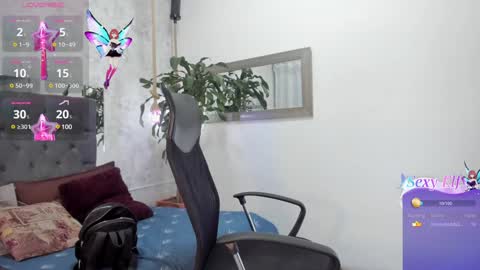 Snapshot of maddy_cooper_ chatting on 7, 1, 2025 Maddy online show from 7, 1, 2025