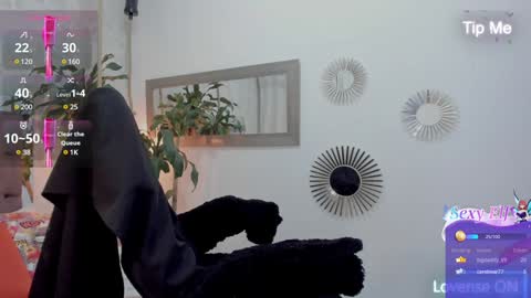 Snapshot of maddy_cooper_ chatting on 5, 2, 2025 Maddy online show from 5, 2, 2025