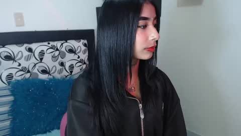 Maddy Parker  online show from 31, 12, 2024