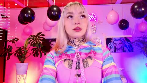 Snapshot of maddy_uwu chatting on 8, 2, 2025 maddy_uwu online show from 8, 2, 2025