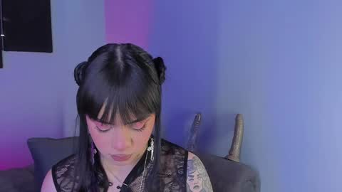 Maddy  online show from 9, 1, 2025