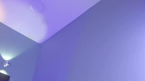 Maddy  online show from 5, 3, 2025