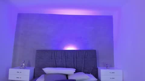 Maddy  online show from 30, 9, 2025