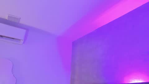 Maddy  online show from 3, 10, 2025