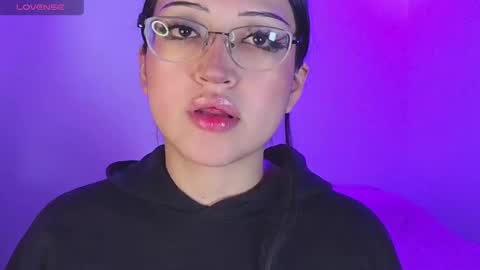   Please followme and rate me your thumbs up online show from 19, 11, 2025