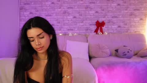 Snapshot of maddymuze chatting on 24, 12, 2024 Maddy online show from 24, 12, 2024