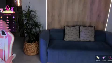 Maddy Owens online show from 6, 3, 2026