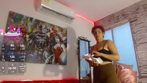 maddystone_ online show from 10, 3, 2025