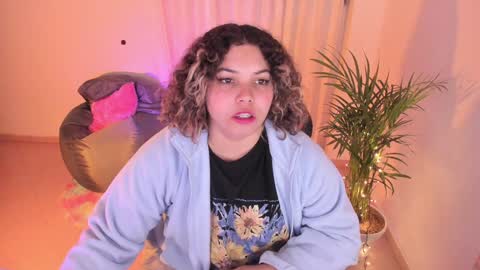 Snapshot of madelaine_taylor chatting on 24, 1, 2025 madelaine_taylor online show from 24, 1, 2025