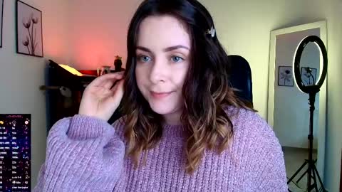 madelamee online show from 5, 4, 2026