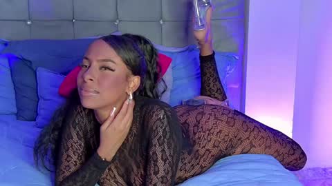 Snapshot of madeleinxxx_ chatting on 29, 12, 2024 madeleinxxx_ online show from 29, 12, 2024