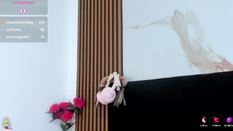 Madelin Clerk online show from 6, 1, 2025