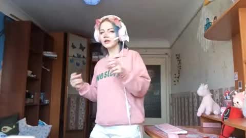 Snapshot of madgezari chatting on 3, 2, 2026 Alice Kaneki online show from 3, 2, 2026