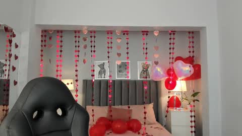 Madie  online show from 17, 2, 2025