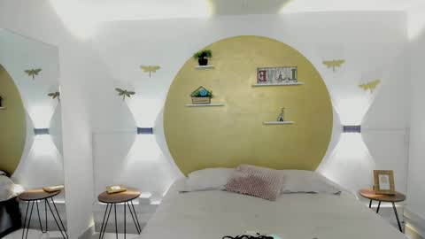 MADISON  online show from 10, 11, 2025