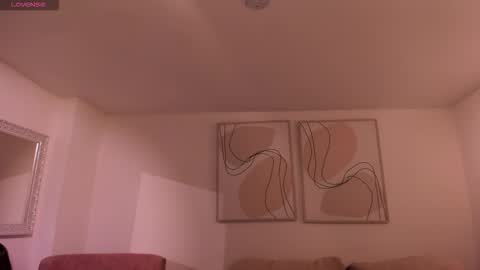 Maddi Collins online show from 21, 11, 2025