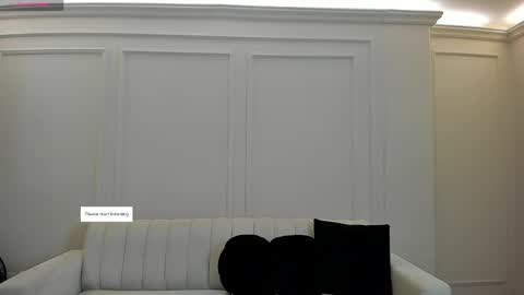 Maddi Collins online show from 22, 5, 2026