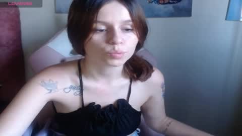 My name is madi Lushdomi is activeThere are legends that in this room all your wishes can come true  Private is Open online show from 6, 7, 2026