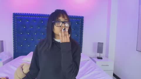 madisson_thompsonn online show from 9, 5, 2026