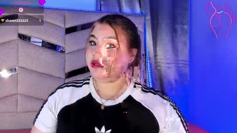 Snapshot of madissonlee__ chatting on 23, 4, 2026 madissonlee__ online show from 23, 4, 2026