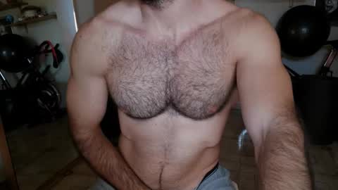 Snapshot of madmax20x chatting on 9, 9, 2025 madmax20x online show from 9, 9, 2025