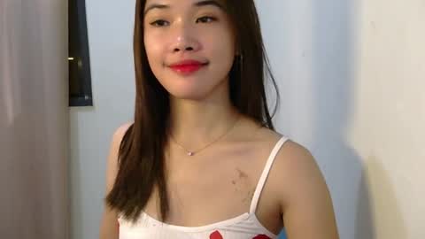Snapshot of mae_luna chatting on 23, 7, 2026 mae_luna online show from 23, 7, 2026