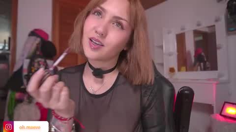 Snapshot of maeeve_ chatting on 7, 7, 2026 Maeve schedule 11 am- 530 pm colombia time online show from 7, 7, 2026
