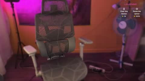 Maevee online show from 7, 6, 2026