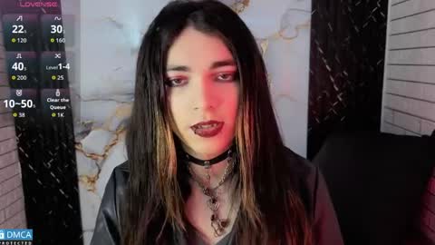 Snapshot of maevekuro chatting on 27, 4, 2026 maevekuro online show from 27, 4, 2026