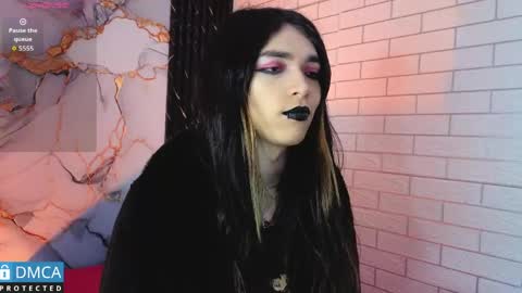 Snapshot of maevekuro chatting on 15, 5, 2026 maevekuro online show from 15, 5, 2026