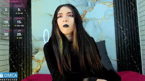 Snapshot of maevekuro chatting on 21, 5, 2026 maevekuro online show from 21, 5, 2026