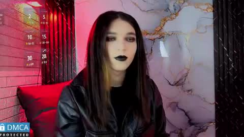 Snapshot of maevekuro chatting on 25, 6, 2026 maevekuro online show from 25, 6, 2026