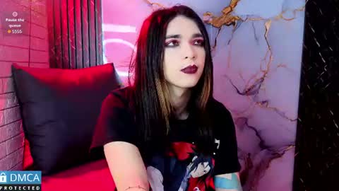 Snapshot of maevekuro chatting on 13, 7, 2026 maevekuro online show from 13, 7, 2026